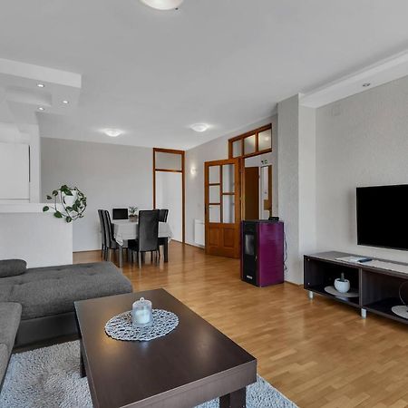 Urban Apartment Макарска Экстерьер фото