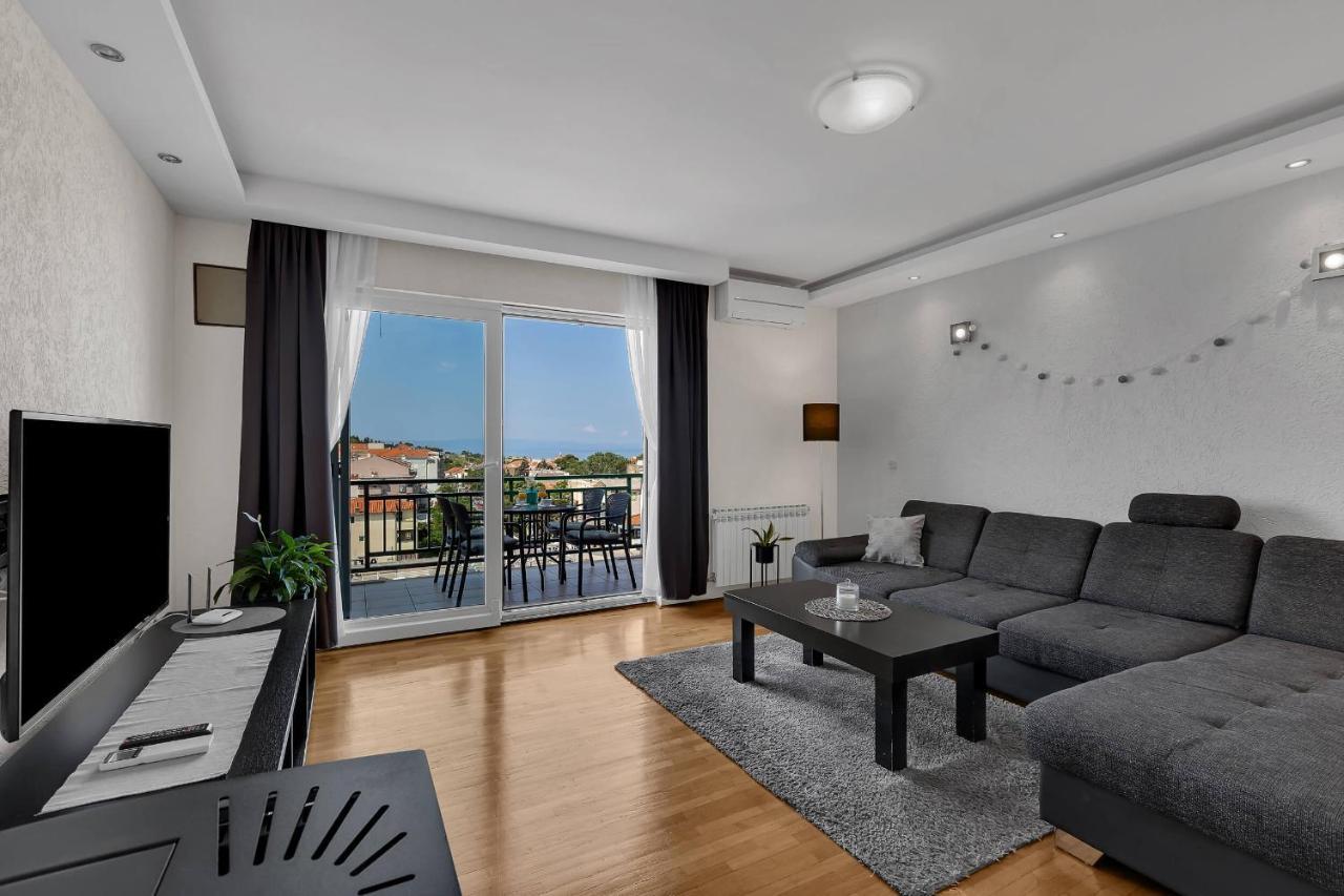 Urban Apartment Макарска Экстерьер фото