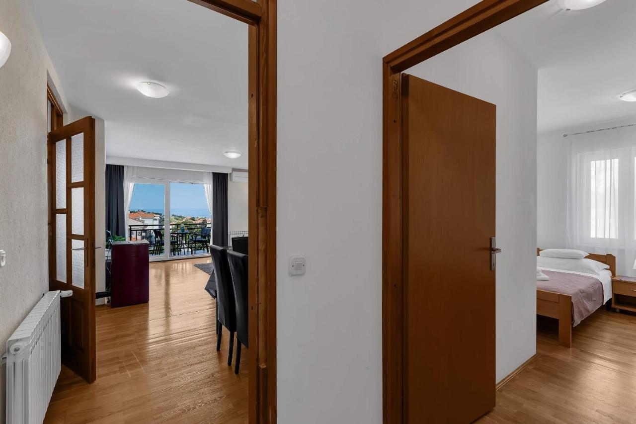 Urban Apartment Макарска Экстерьер фото