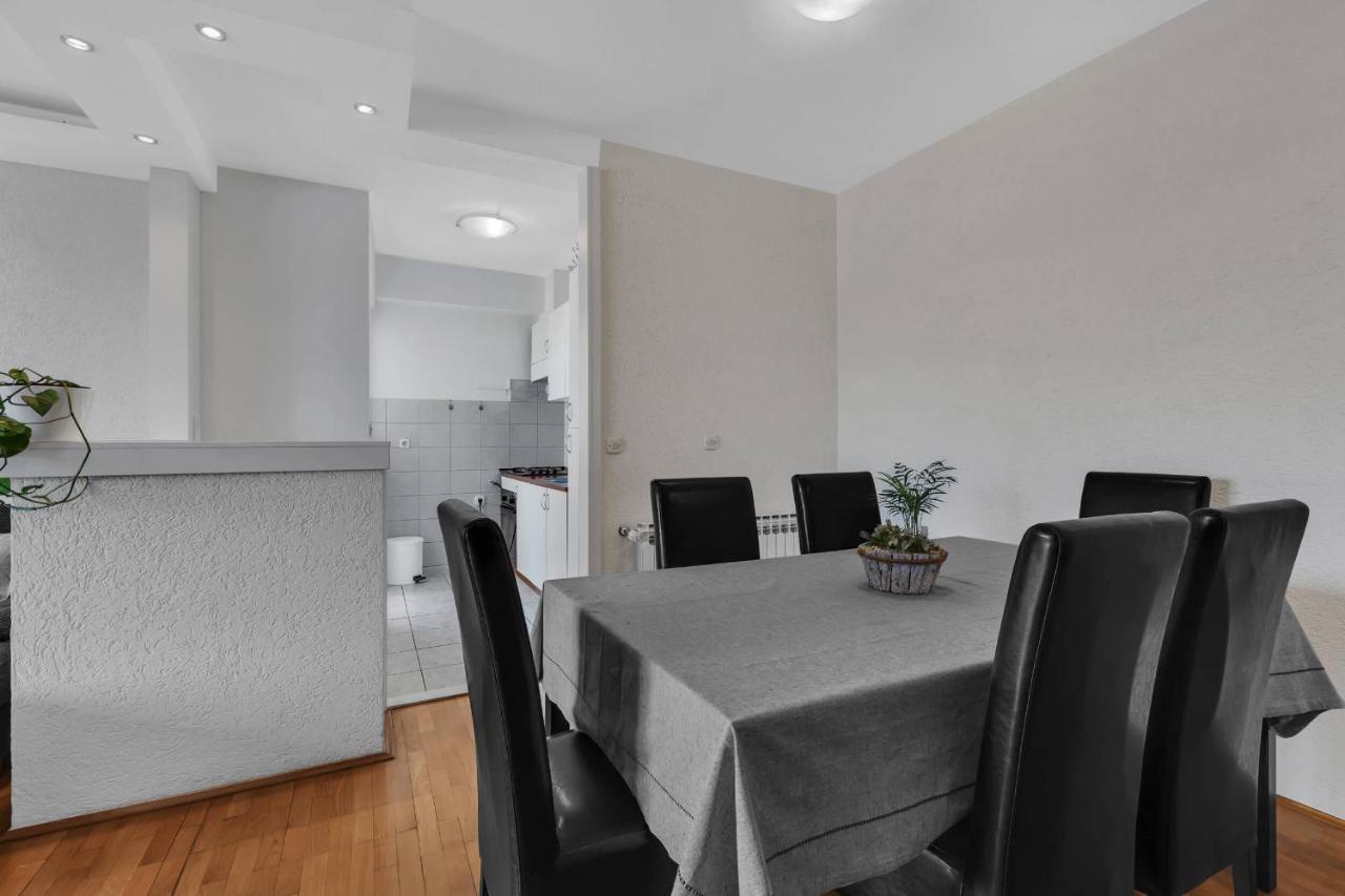 Urban Apartment Макарска Экстерьер фото
